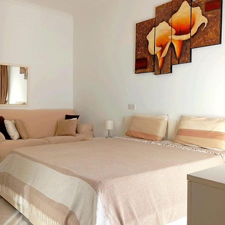 Modern Apartment In The Heart Of Sliema Steps From The Seafront Ngoại thất bức ảnh